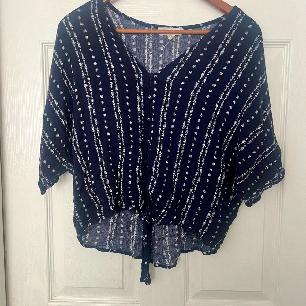 Elegant Navy Women's Blouse with Stripes